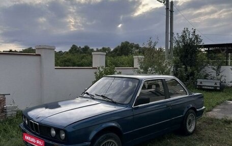 BMW 3 серия, 1986 год, 530 000 рублей, 2 фотография