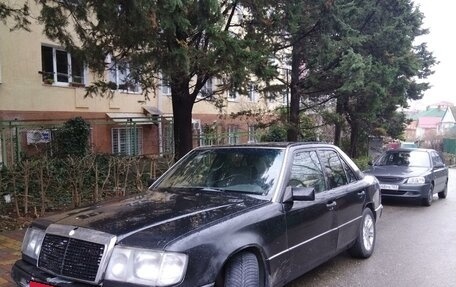 Mercedes-Benz W124, 1993 год, 200 000 рублей, 1 фотография