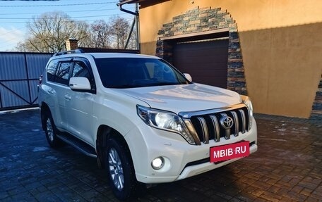 Toyota Land Cruiser Prado 150 рестайлинг 2, 2013 год, 3 490 000 рублей, 4 фотография