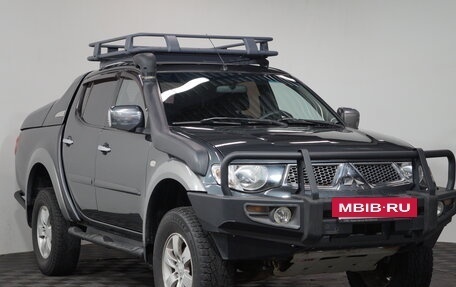 Mitsubishi L200 IV рестайлинг, 2013 год, 1 750 000 рублей, 3 фотография