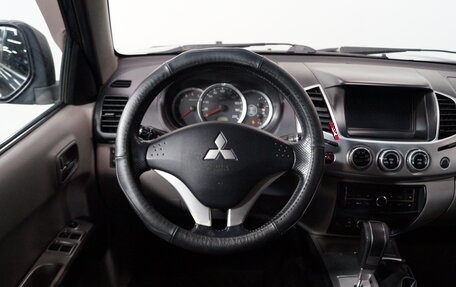 Mitsubishi L200 IV рестайлинг, 2013 год, 1 750 000 рублей, 11 фотография