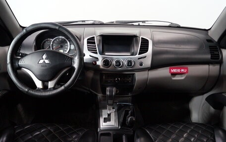 Mitsubishi L200 IV рестайлинг, 2013 год, 1 750 000 рублей, 10 фотография