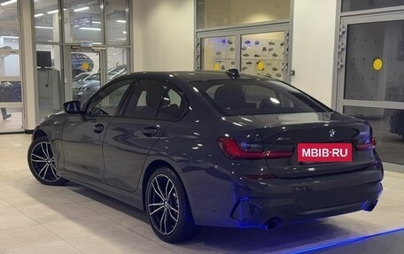 BMW 3 серия, 2019 год, 4 086 000 рублей, 4 фотография