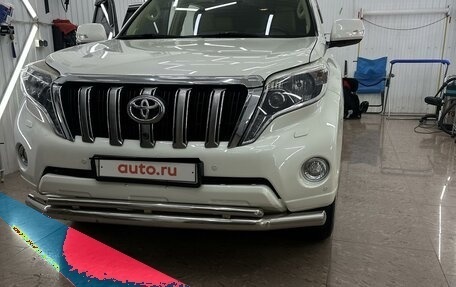 Toyota Land Cruiser Prado 150 рестайлинг 2, 2013 год, 3 900 000 рублей, 8 фотография