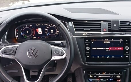 Volkswagen Tiguan II, 2021 год, 3 050 000 рублей, 14 фотография