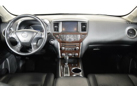 Nissan Pathfinder, 2015 год, 1 769 000 рублей, 16 фотография