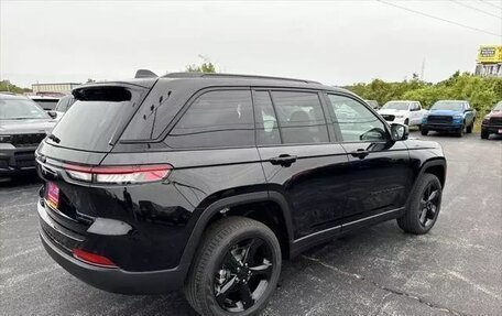 Jeep Grand Cherokee, 2024 год, 9 500 000 рублей, 6 фотография