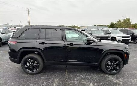 Jeep Grand Cherokee, 2024 год, 9 500 000 рублей, 7 фотография