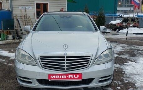 Mercedes-Benz S-Класс, 2009 год, 1 700 000 рублей, 2 фотография