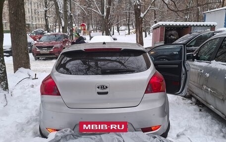 KIA cee'd I рестайлинг, 2011 год, 350 000 рублей, 14 фотография