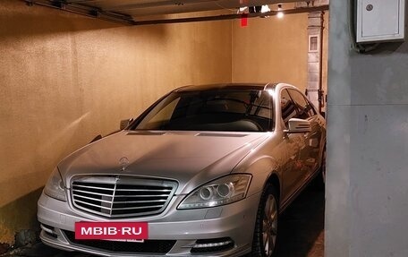 Mercedes-Benz S-Класс, 2009 год, 1 700 000 рублей, 22 фотография