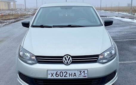 Volkswagen Polo VI (EU Market), 2014 год, 800 000 рублей, 2 фотография