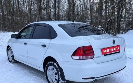 Volkswagen Polo VI (EU Market), 2015 год, 880 000 рублей, 4 фотография