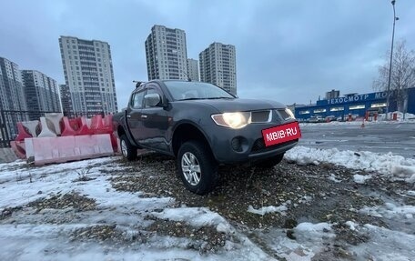 Mitsubishi L200 IV рестайлинг, 2007 год, 850 000 рублей, 5 фотография