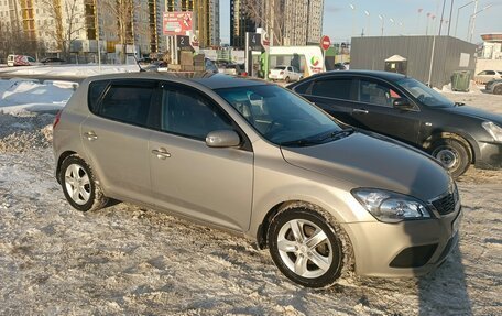 KIA cee'd I рестайлинг, 2010 год, 650 000 рублей, 4 фотография