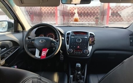 KIA cee'd I рестайлинг, 2010 год, 650 000 рублей, 9 фотография