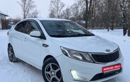 KIA Rio III рестайлинг, 2011 год, 555 000 рублей, 3 фотография