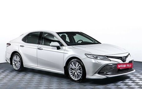 Toyota Camry, 2018 год, 2 635 000 рублей, 3 фотография