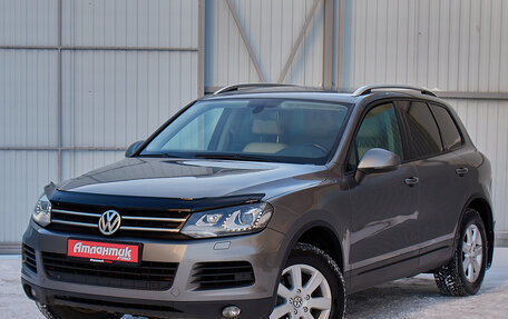 Volkswagen Touareg III, 2010 год, 2 099 000 рублей, 3 фотография