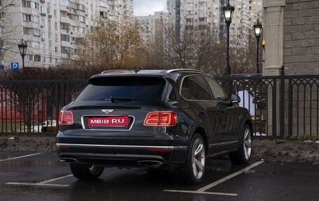 Bentley Bentayga I, 2018 год, 16 800 000 рублей, 7 фотография