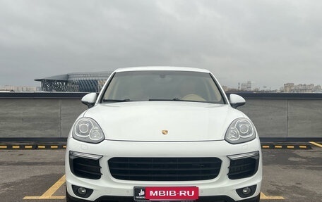 Porsche Cayenne III, 2015 год, 3 075 000 рублей, 2 фотография