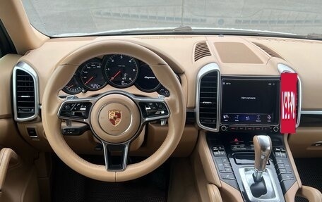 Porsche Cayenne III, 2015 год, 3 075 000 рублей, 10 фотография