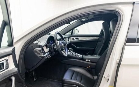 Porsche Panamera II рестайлинг, 2020 год, 10 105 000 рублей, 30 фотография