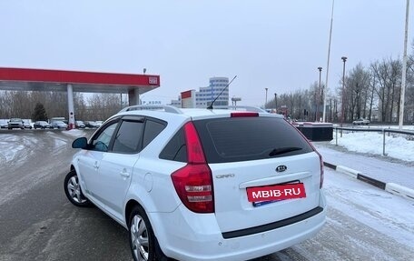 KIA cee'd I рестайлинг, 2009 год, 730 000 рублей, 3 фотография