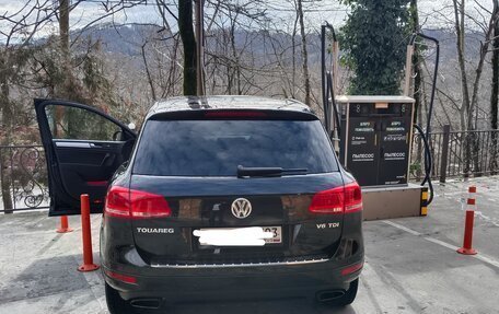 Volkswagen Touareg III, 2011 год, 2 350 000 рублей, 5 фотография