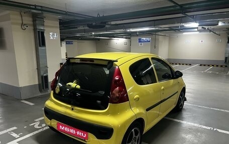 Peugeot 107 I рестайлинг, 2010 год, 500 000 рублей, 4 фотография