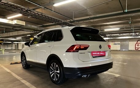 Volkswagen Tiguan II, 2019 год, 3 150 000 рублей, 3 фотография