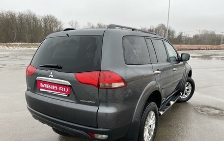 Mitsubishi Pajero Sport II рестайлинг, 2014 год, 2 495 000 рублей, 3 фотография