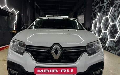 Renault Logan II, 2019 год, 1 100 000 рублей, 12 фотография