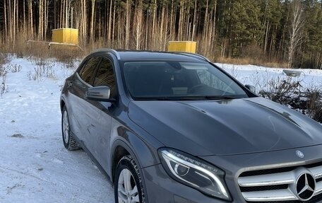 Mercedes-Benz GLA, 2016 год, 2 000 000 рублей, 2 фотография