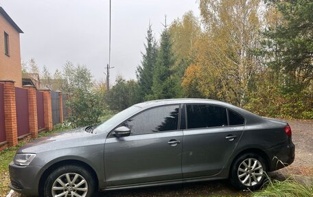 Volkswagen Jetta VI, 2012 год, 1 200 000 рублей, 2 фотография