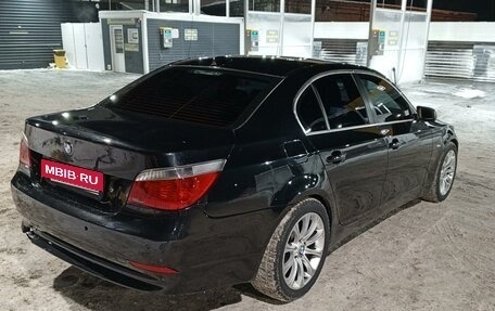 BMW 5 серия, 2006 год, 1 400 000 рублей, 14 фотография