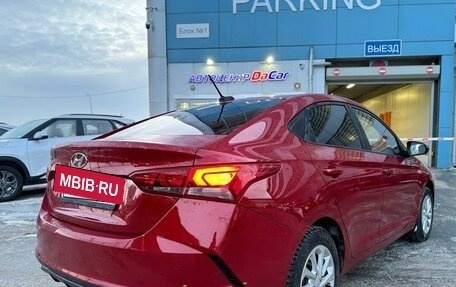 Hyundai Solaris II рестайлинг, 2021 год, 1 650 000 рублей, 4 фотография