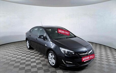 Opel Astra J, 2013 год, 977 000 рублей, 3 фотография