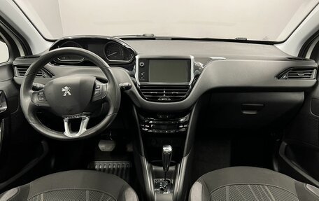 Peugeot 208 II, 2013 год, 845 000 рублей, 14 фотография