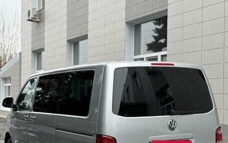 Volkswagen Multivan T5, 2010 год, 2 450 000 рублей, 5 фотография