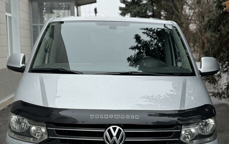 Volkswagen Multivan T5, 2010 год, 2 450 000 рублей, 2 фотография