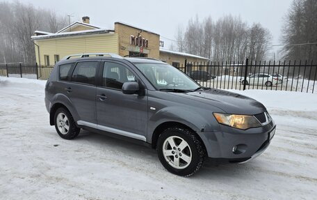 Mitsubishi Outlander III рестайлинг 3, 2008 год, 1 100 000 рублей, 6 фотография