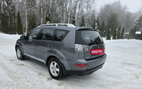 Mitsubishi Outlander III рестайлинг 3, 2008 год, 1 100 000 рублей, 3 фотография