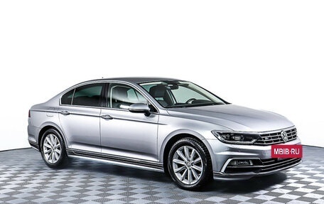 Volkswagen Passat B8 рестайлинг, 2018 год, 2 950 000 рублей, 3 фотография