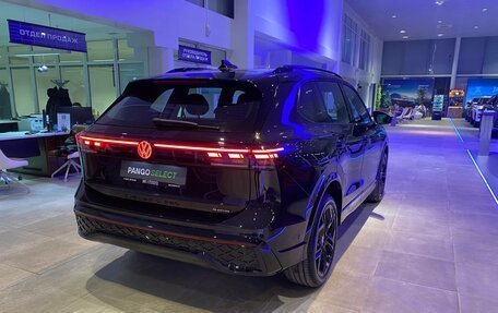 Volkswagen Tiguan II, 2024 год, 5 950 000 рублей, 7 фотография