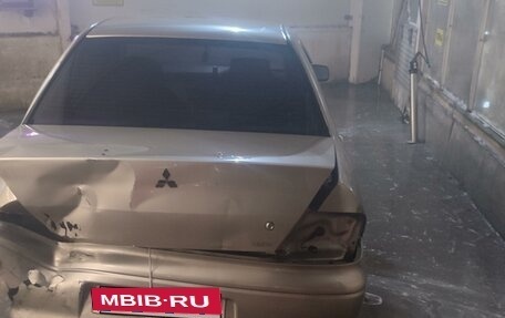 Mitsubishi Lancer IX, 2001 год, 220 000 рублей, 2 фотография