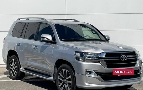 Toyota Land Cruiser 200, 2011 год, 3 450 000 рублей, 3 фотография