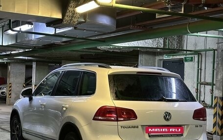 Volkswagen Touareg III, 2016 год, 3 900 000 рублей, 4 фотография