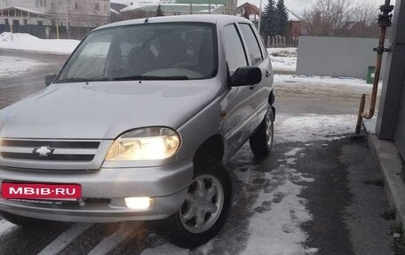 Chevrolet Niva I рестайлинг, 2005 год, 465 000 рублей, 11 фотография