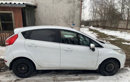 Ford Fiesta, 2011 год, 890 000 рублей, 4 фотография